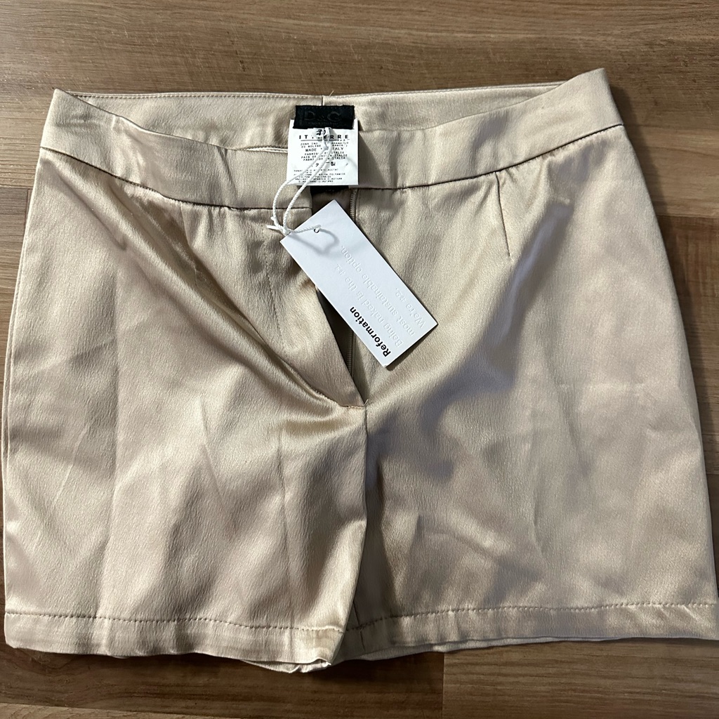 Brand New With Tags Reformation Vintage Dolce And Gabbana Shorts